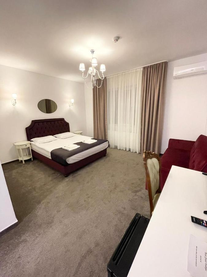 Cochet Boutique Hotel Târgu Jiu Екстериор снимка
